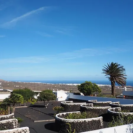 Apartment Private With Mountain And Sea Views, La Asomada, Lanzarote Tias