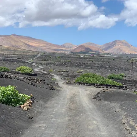 Apartment Private With Mountain And Sea Views, La Asomada, Lanzarote
